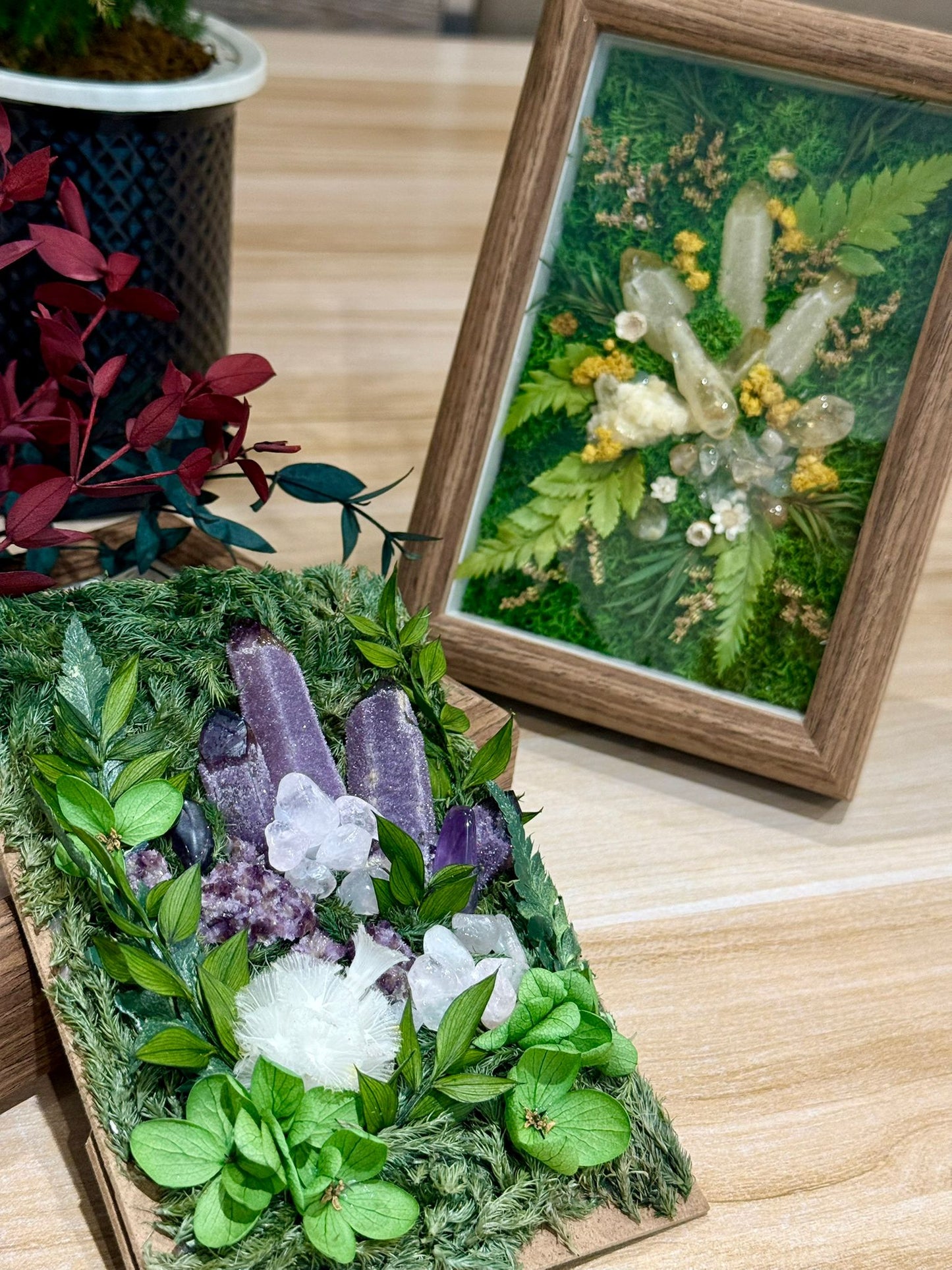 Serene Purple Amethyst Preserved Flower Photo Frame Ornament