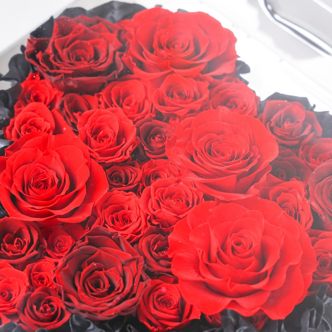 Mirrored Rose Heart Island