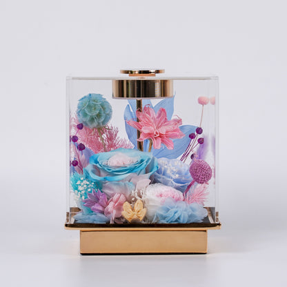 海洋之歌・流光海韻 (Glistening Tide)｜粉藍花藝金色底座觸碰式花藝燈