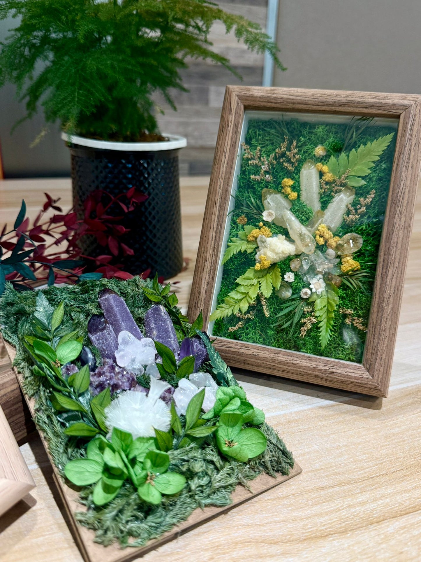 Serene Purple Amethyst Preserved Flower Photo Frame Ornament